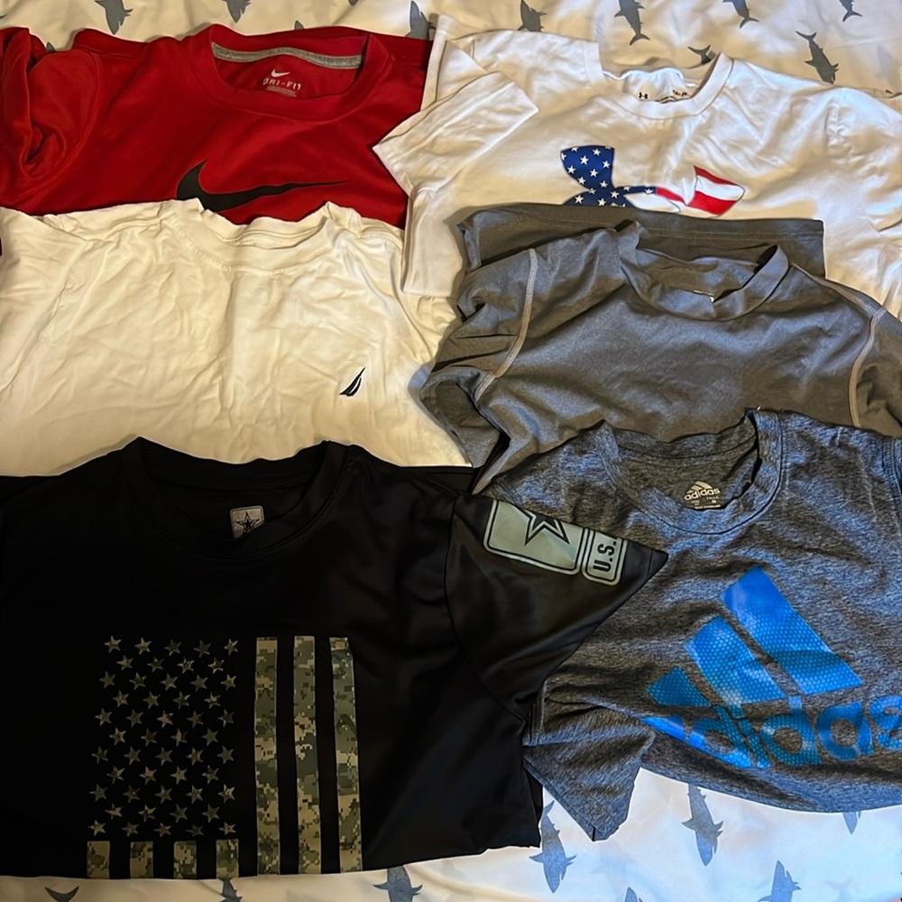 Various t shirts all work by 7 year old. Gently worn. Make me an offer. Stock up